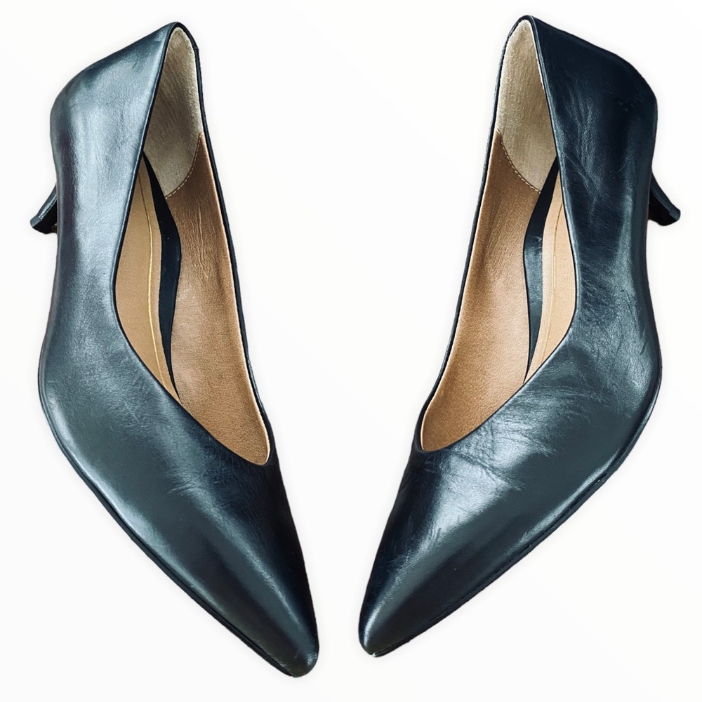 Vionic Josie Black Butter Soft Leather Kitten Heels Size 11